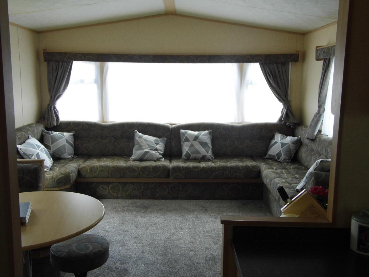 Oakdene -3 Bedroom Caravan Weeley Eksteriør bilde